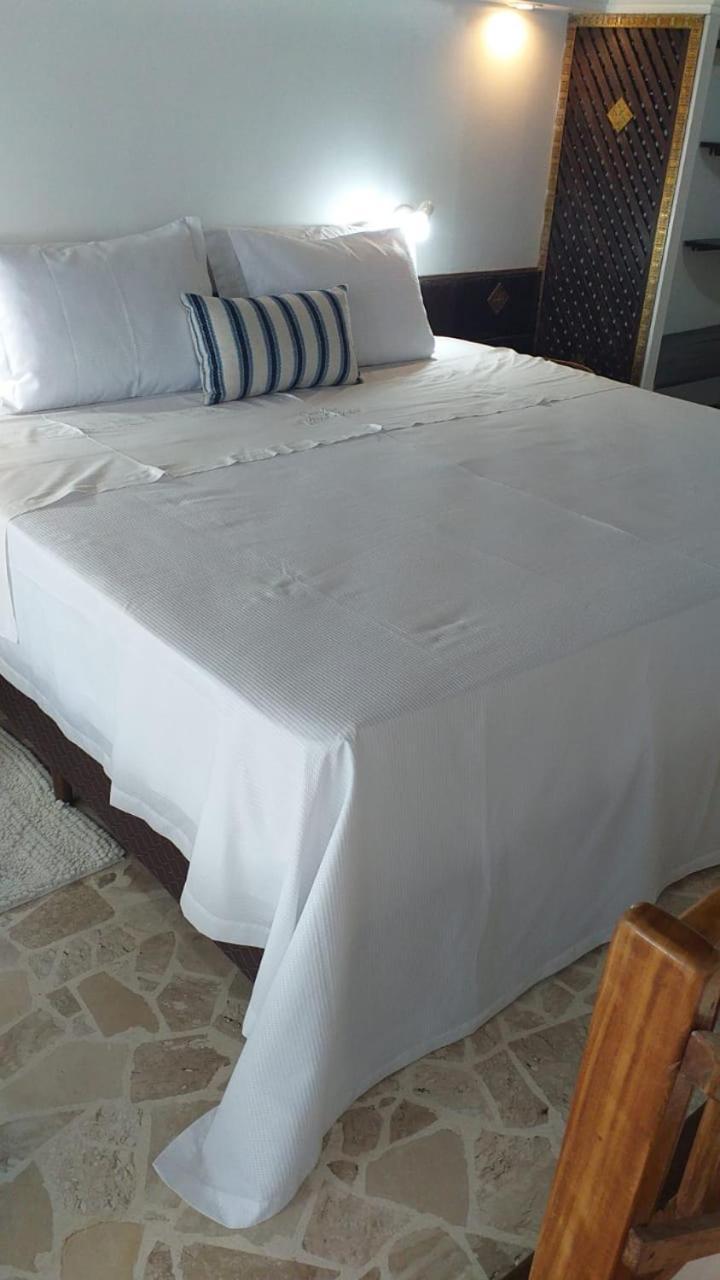 Czaritza Apart Hotel Bombinhas Esterno foto